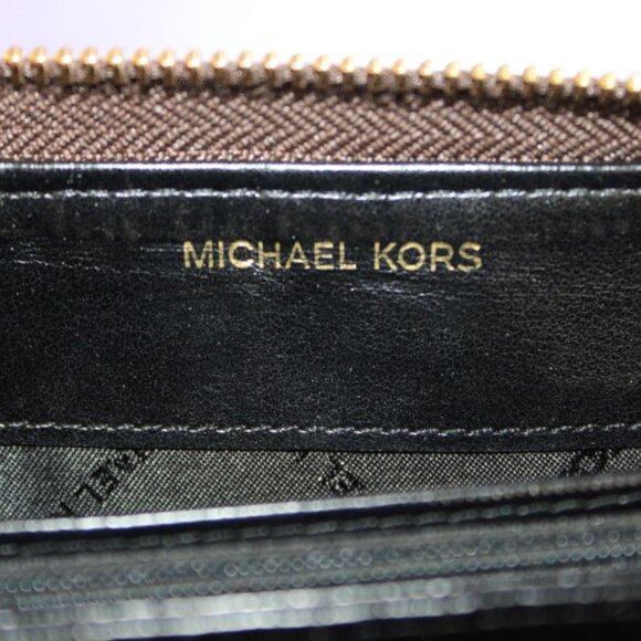 Michael Kors Jet Set Signature Tote Bag with Matching Wallet & Pouch - Picture 14 of 17